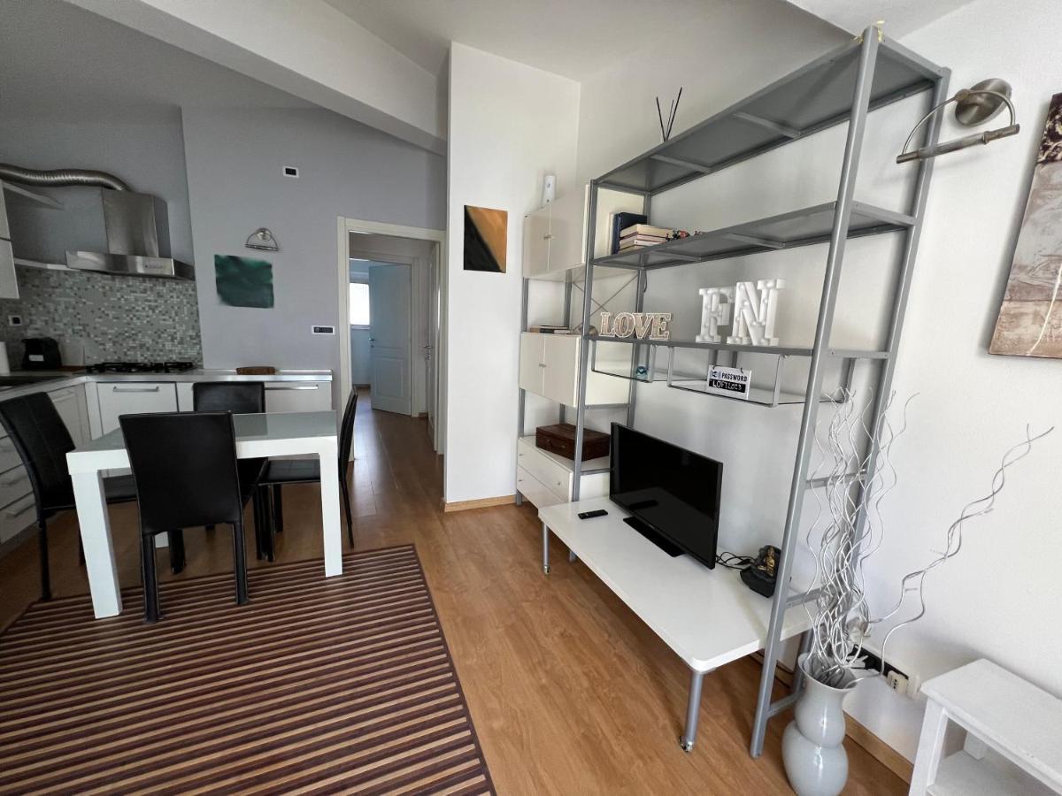 Ferienwohnung Silenzioso Loft A Due Passi Dal Viale Cuneo Exterior foto