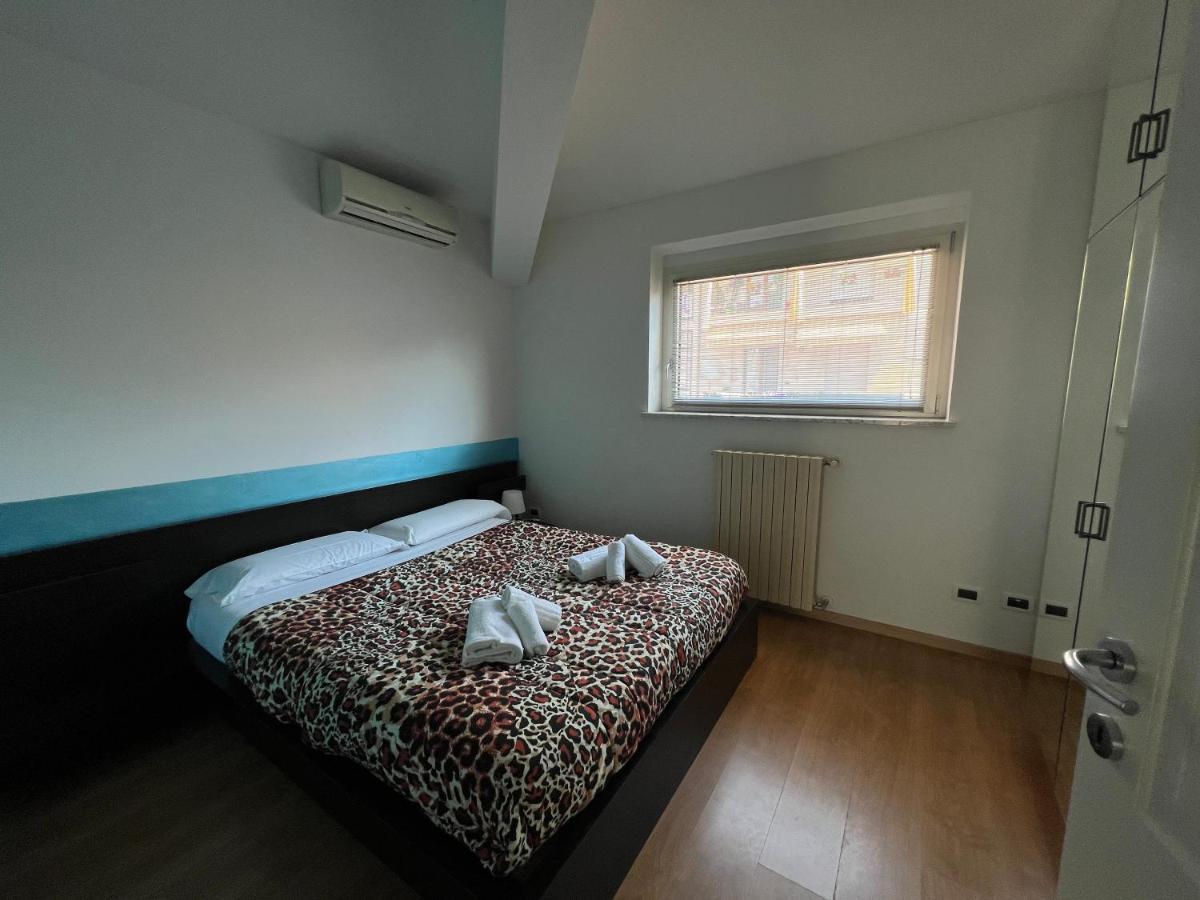 Ferienwohnung Silenzioso Loft A Due Passi Dal Viale Cuneo Exterior foto